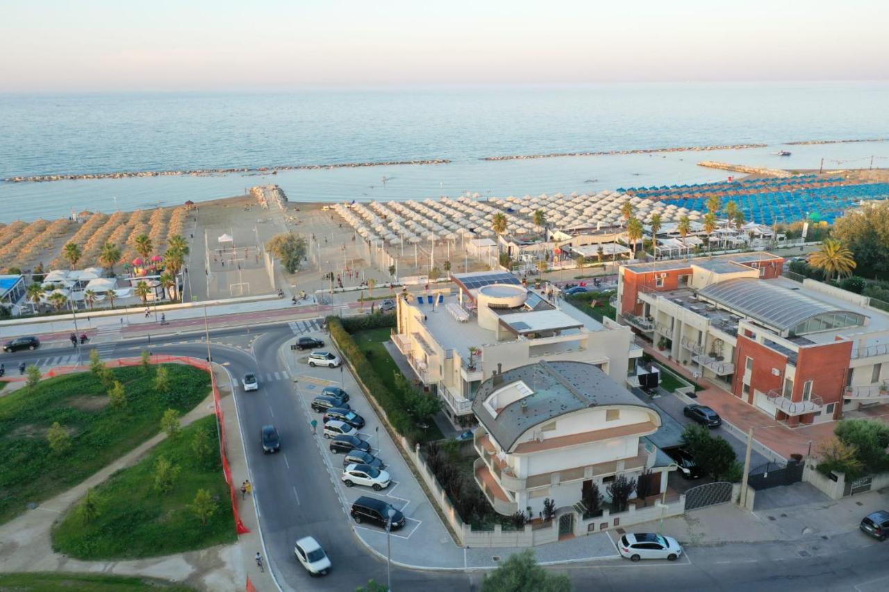 Bed and Breakfast Il Sorriso Di Angelina Pescara Exterior foto